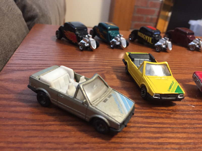Illustration for article titled Enormous Die-Cast Collection - Box 39 - Found on Road Dead